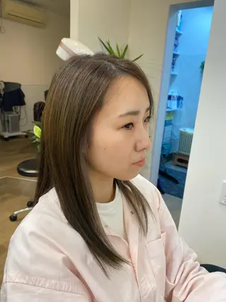 セミロング 清水 有紗のヘアスタイル