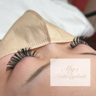 マツエク・マツパ My+ Yukaのネイルデザイン