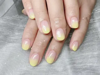 ネイル 藤田 月のネイルデザイン
