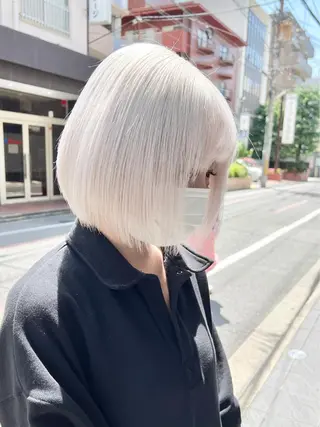 ショート カラー Via officialのヘアスタイル