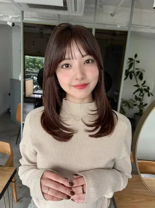 ミディアム カラー 🤍似合わせカット/ 艶カラー/表参道🫧のヘアスタイル