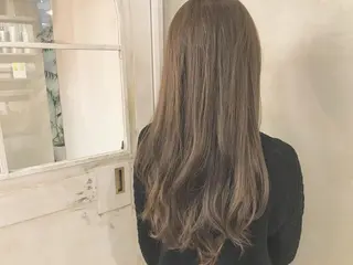 ロング カラー BRICK所属・［BRICK］Yui ナチュラル系の極みのヘアスタイル