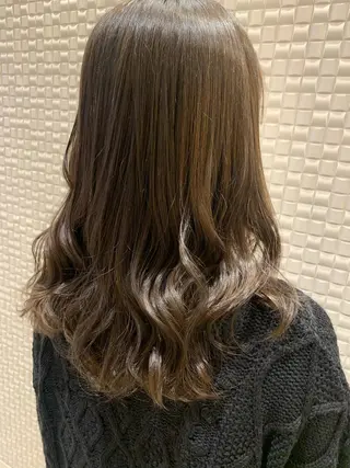 セミロング カラー シャドールーツ美容師 篠原康太のヘアスタイル