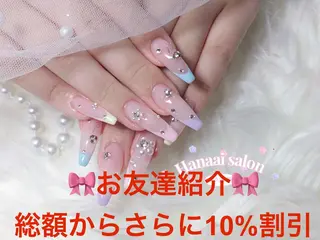 ネイル 藤本 彩花のネイルデザイン