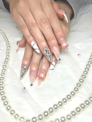 ネイル 【Laule‘a 】のネイルデザイン