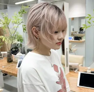 ショート moon/髪質改善/ ブリーチ/レイヤー☪のヘアスタイル