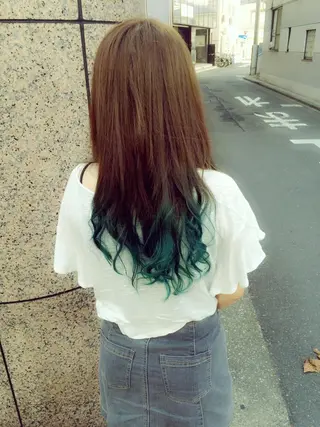 ロング カラー 平尾 拓也のヘアスタイル