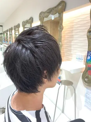カラー メンズ 松吉 純平のヘアスタイル
