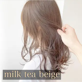 セミロング カラー ヘアアレンジ 外苑前NO.1艶髪 透明感カラーのヘアスタイル