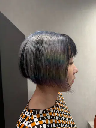カラー ルシ🌈/ハイトーン /デザイン/縮毛矯正のヘアスタイル