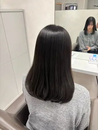 セミロング モデル募集中/ 西梅田 あいのヘアスタイル
