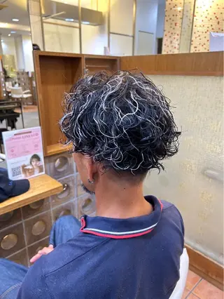 カラー パーマ メンズ メンズパーマ/ ハイライト Tumのヘアスタイル