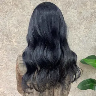 ロング カラー piLLon/ RYUKAのヘアスタイル