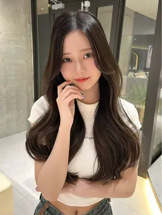 ロング カラー 地毛風縮毛矯正 ☘️松井　傑のヘアスタイル