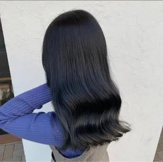 カラー 艶髪🥣透明感カラー 🫧前田奈津実のヘアスタイル