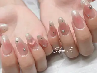 ネイル 芦辺 香奈のネイルデザイン