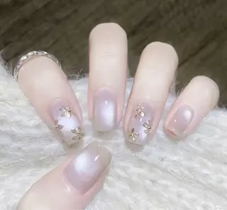 ネイル Queen NAIL SALON所属・林 かねいのネイルデザイン