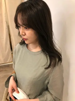 ミディアム カラー 🟡ひろの/ツヤ カラー/髪質改善🟡のヘアスタイル