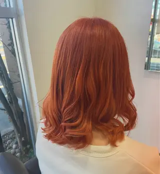 ミディアム 河合 菜摘のヘアスタイル