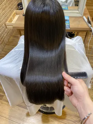 ロング カラー 服部 樹季のヘアスタイル