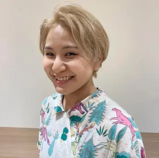 ショート カラー icie所属・大阪ヴィーガンサロン KANAKOのヘアスタイル