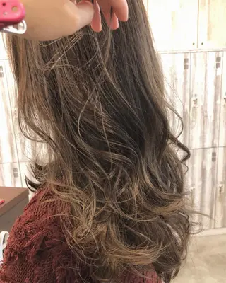 カラー ますざき あやののヘアスタイル