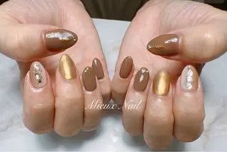 ネイル 市川 麻衣子のネイルデザイン