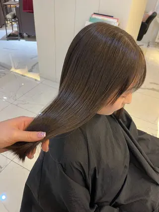 セミロング RU10©️所属・透明感カラー/大阪 Rieのヘアスタイル