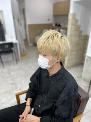 ショート メンズ 白髪ぼかしハイライト 白髪ぼかしカラー中澤のヘアスタイル