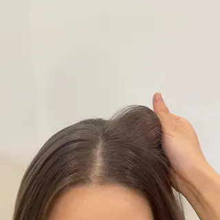 ロング カラー フクシママユ / 柔らかカラーのヘアスタイル