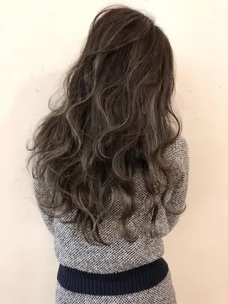 セミロング 可児 令路のヘアスタイル