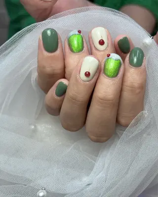 ネイル ToliyDeliy akemiのネイルデザイン