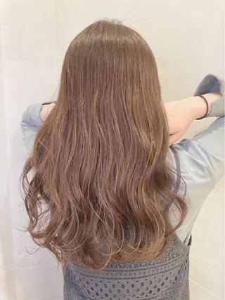 ロング カラー 宮原 佳苗のヘアスタイル