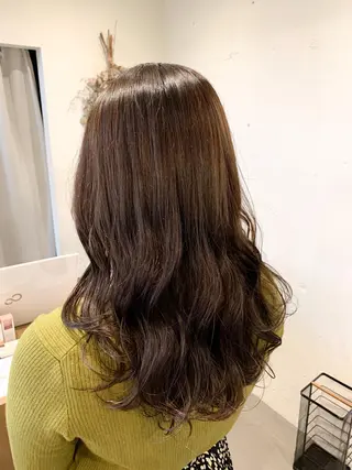 ロング カラー ブリーチなしカラー 🌿脇黒丸 彩のヘアスタイル