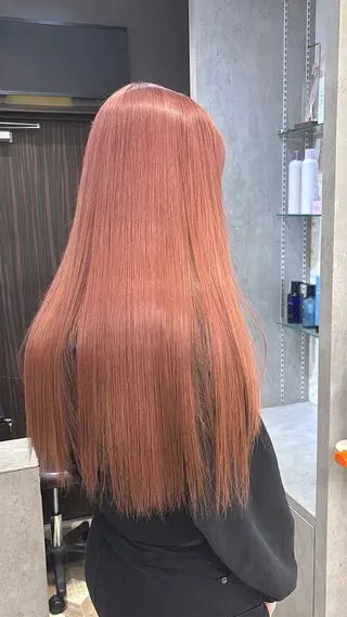 ロング 韓国ヘア/ブリーチ無 しWカラー/オリーブのヘアスタイル