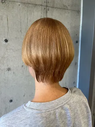 ショート ヘアアレンジ 傷ませないカラー・ ボブ・リクト💥のヘアスタイル
