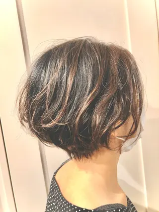 ショート カラー 五藤 🍀壽野のヘアスタイル