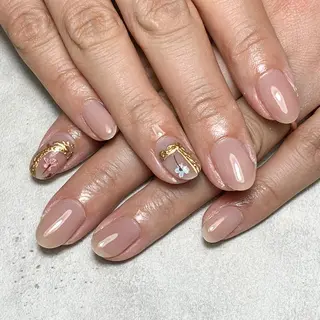 ネイル atelier　FIORITURA所属・FIORITURA aiのネイルデザイン