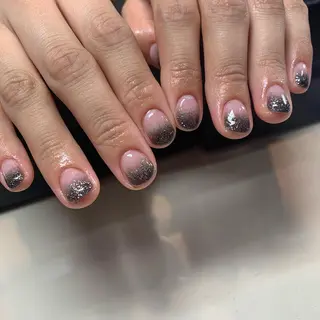 ネイル mofie🤍ユミ/ 恵比寿/パラジェルのネイルデザイン