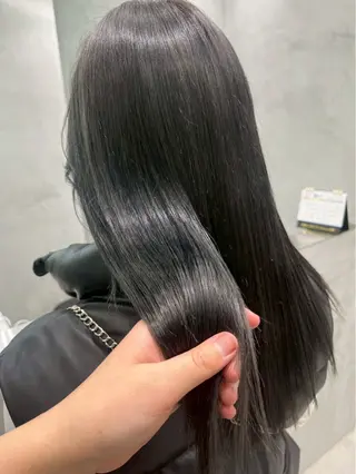 ロング カラー 🫧ワンカラー🫧 えりかのヘアスタイル