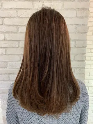 ロング カラー パーマ ネイル マツエク・マツパ レイヤー＆カラー 人気美容師倉崎涼のヘアスタイル