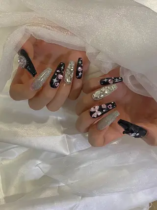ネイル shareplus honmachi所属・Lim nail🤍 Ayaのネイルデザイン