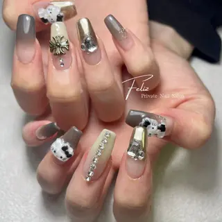 ネイル Feliz所属・Feliz 楽しいネイルサロンのネイルデザイン