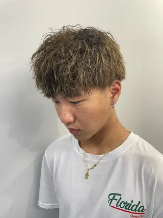 カラー 吉田聖 【メンズヘア特化】のヘアスタイル