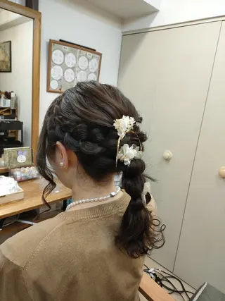 ヘアアレンジ HempBeauty 浅野アサミのヘアスタイル