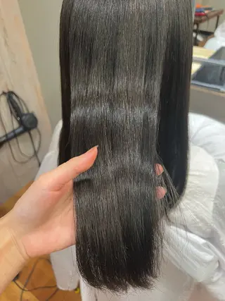 ロング 筒井 璃音のヘアスタイル