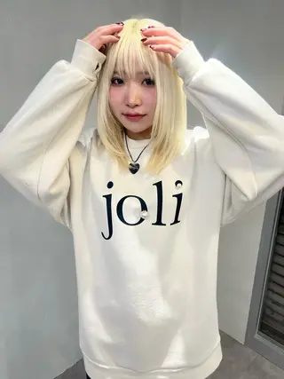 ミディアム 🩷Yui🩷 大人可愛い艶カラーのヘアスタイル