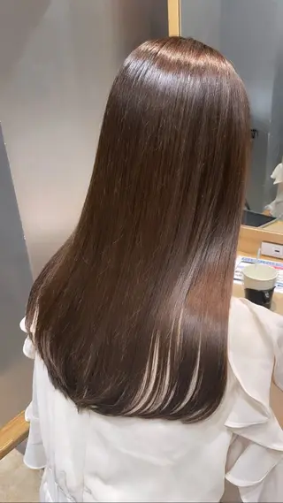 ロング inity　杉本 美羽のヘアスタイル