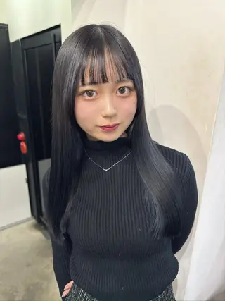ロング カラー ヘアアレンジ 寒色アイドルカラー JUNOチナツのヘアスタイル
