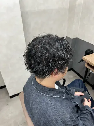 パーマ メンズ 岡野 綾のヘアスタイル